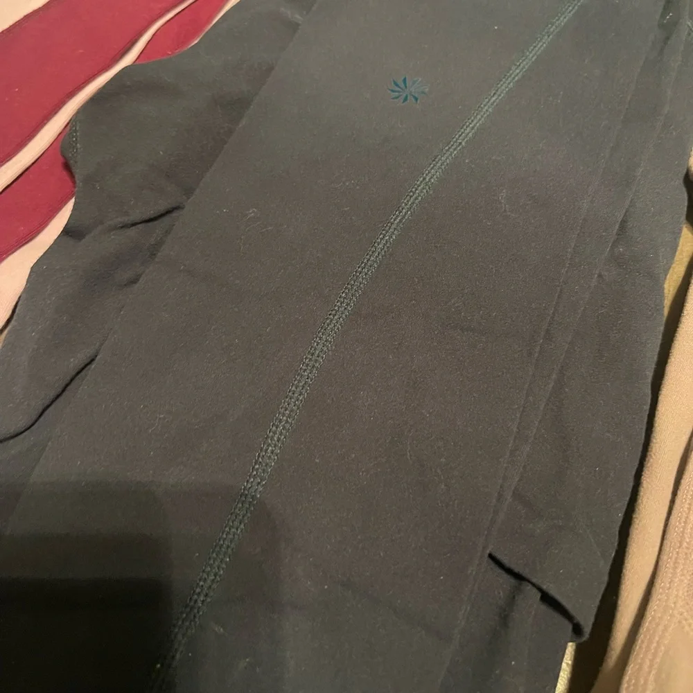 Athleta girl legging bundle, 4 legging for $65.  Will ship the next day. - Picture 4 of 5